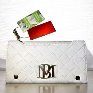 Bagley Mischka White Quilted Women's Wallet (NWT)